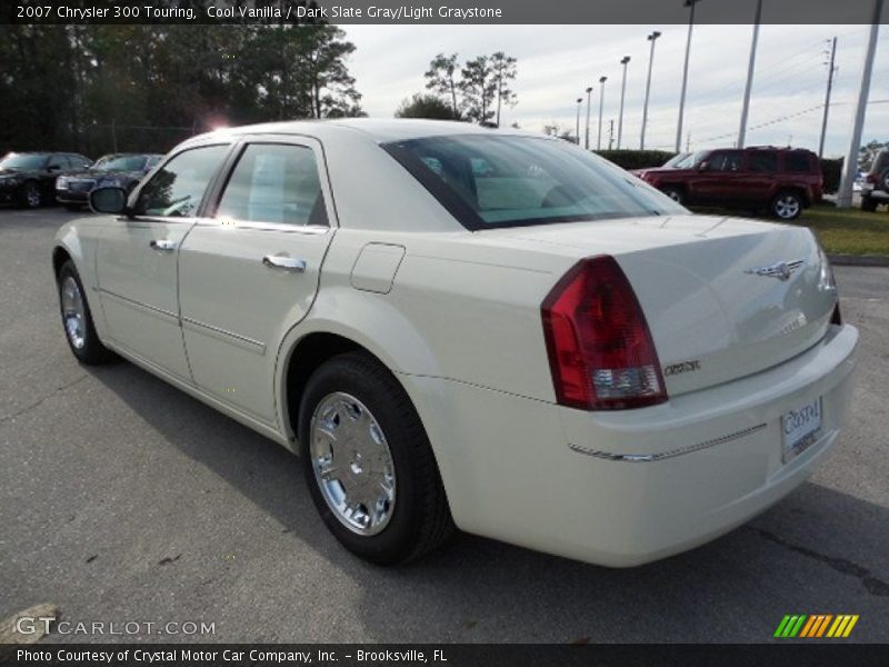 Cool Vanilla / Dark Slate Gray/Light Graystone 2007 Chrysler 300 Touring