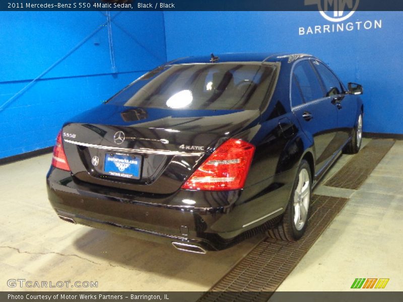 Black / Black 2011 Mercedes-Benz S 550 4Matic Sedan