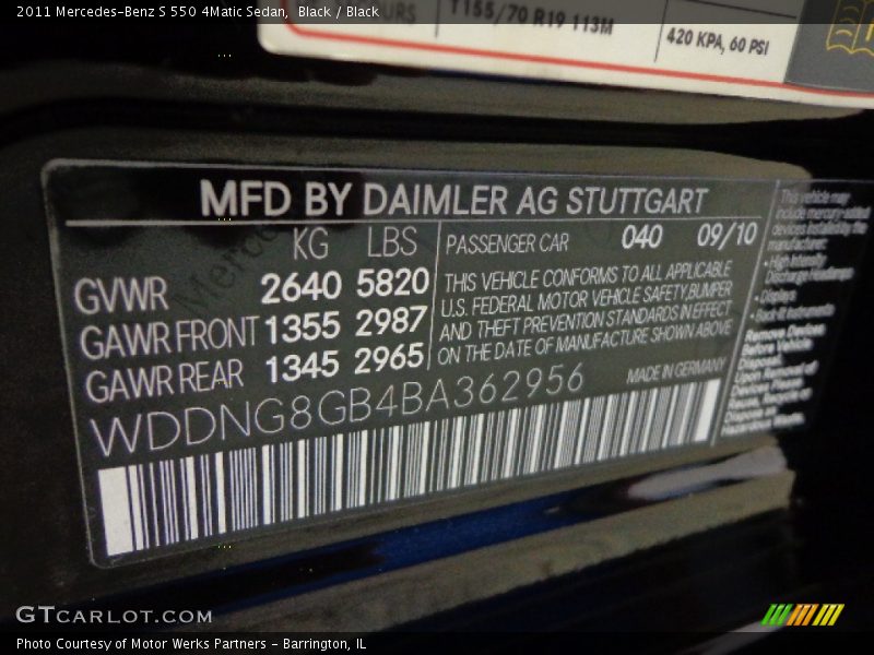 Black / Black 2011 Mercedes-Benz S 550 4Matic Sedan