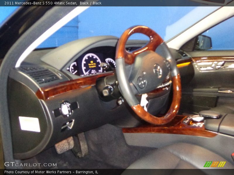 Black / Black 2011 Mercedes-Benz S 550 4Matic Sedan