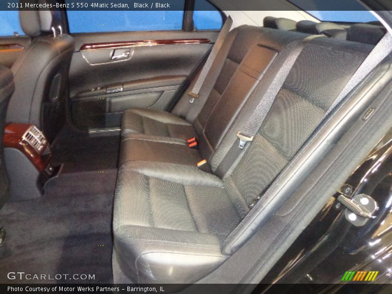 Black / Black 2011 Mercedes-Benz S 550 4Matic Sedan