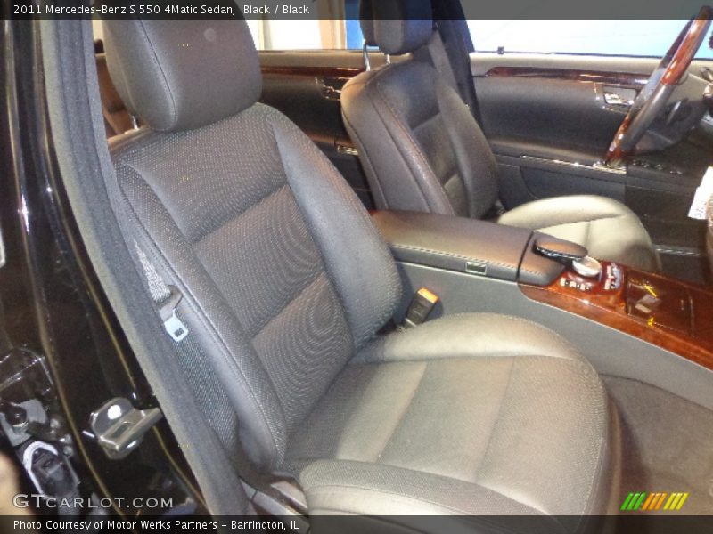 Black / Black 2011 Mercedes-Benz S 550 4Matic Sedan