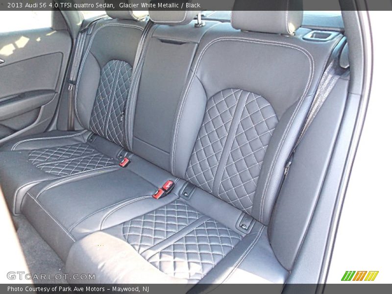 Rear Seat of 2013 S6 4.0 TFSI quattro Sedan