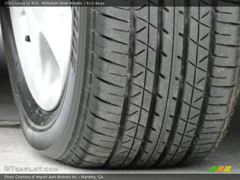 Millenium Silver Metallic / Ecru Beige 2001 Lexus LS 430