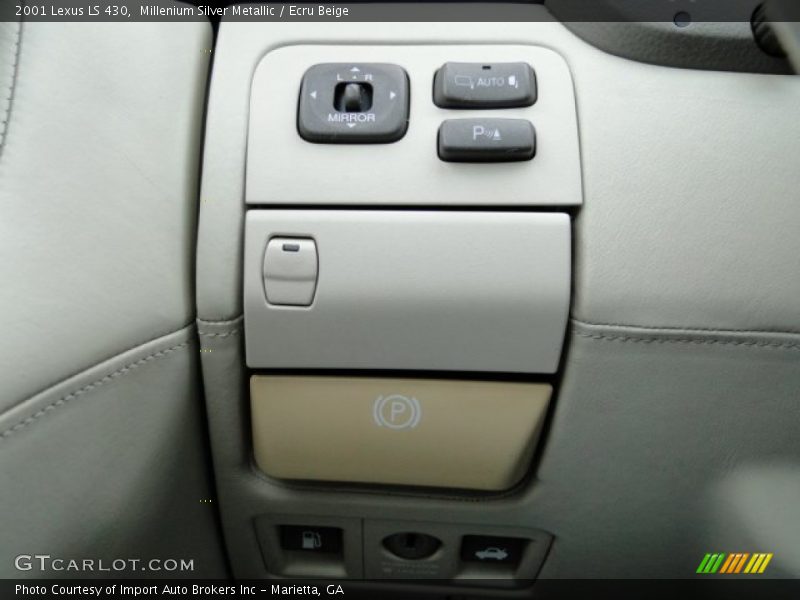 Millenium Silver Metallic / Ecru Beige 2001 Lexus LS 430