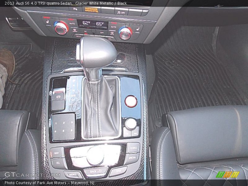 Glacier White Metallic / Black 2013 Audi S6 4.0 TFSI quattro Sedan