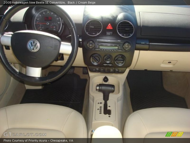 Black / Cream Beige 2008 Volkswagen New Beetle SE Convertible