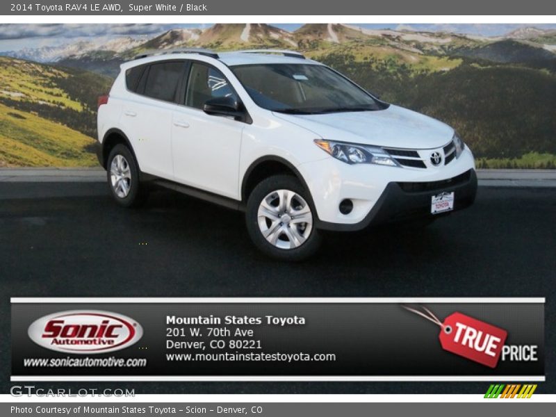 Super White / Black 2014 Toyota RAV4 LE AWD