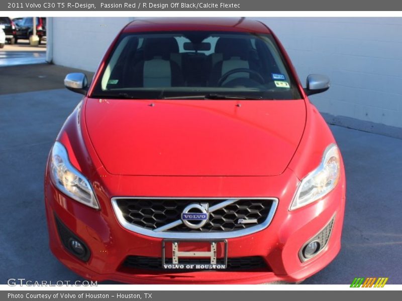 Passion Red / R Design Off Black/Calcite Flextec 2011 Volvo C30 T5 R-Design