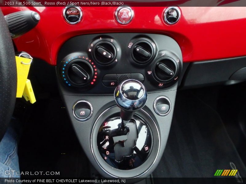 Rosso (Red) / Sport Nero/Nero (Black/Black) 2013 Fiat 500 Sport