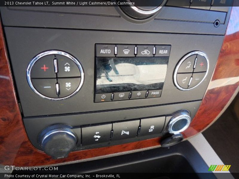 Summit White / Light Cashmere/Dark Cashmere 2013 Chevrolet Tahoe LT