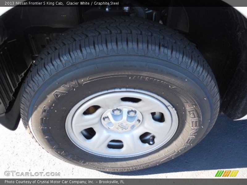 Glacier White / Graphite Steel 2013 Nissan Frontier S King Cab