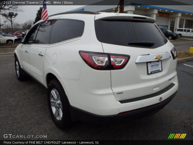 White / Ebony 2013 Chevrolet Traverse LT AWD