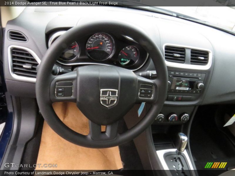 True Blue Pearl / Black/Light Frost Beige 2014 Dodge Avenger SE