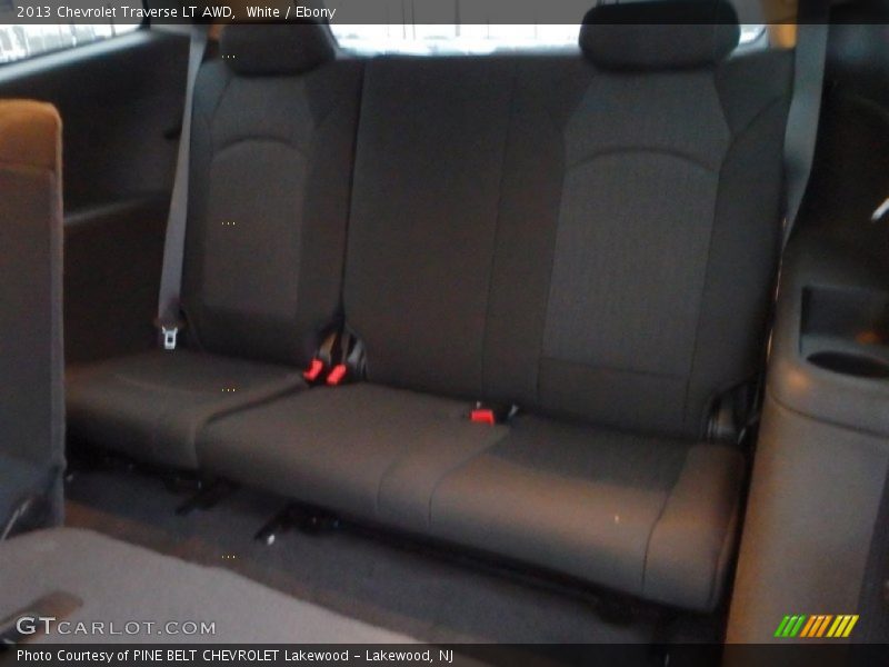 White / Ebony 2013 Chevrolet Traverse LT AWD