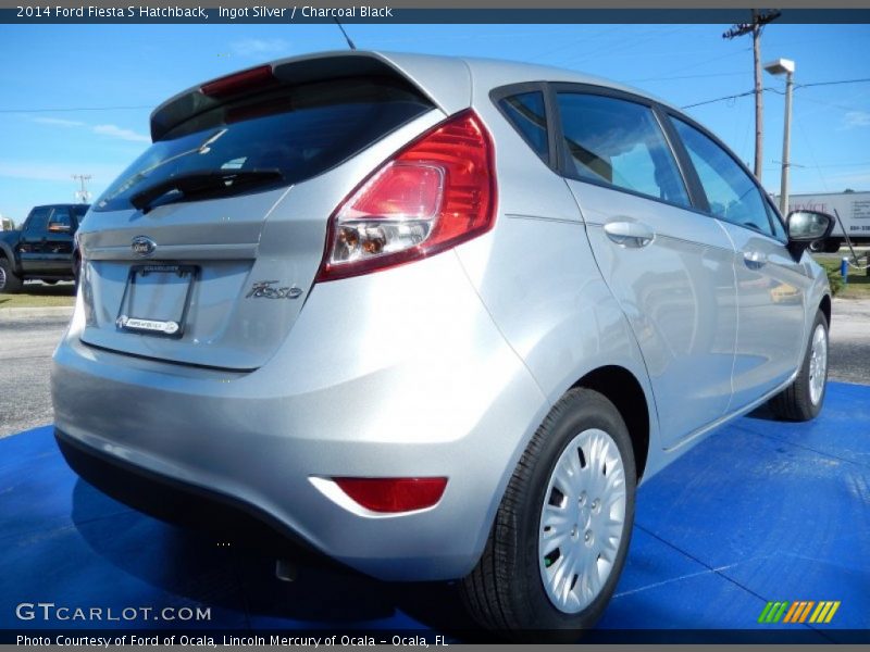 Ingot Silver / Charcoal Black 2014 Ford Fiesta S Hatchback