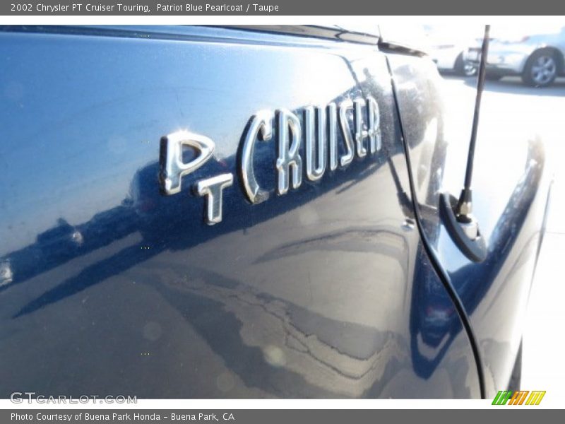 Patriot Blue Pearlcoat / Taupe 2002 Chrysler PT Cruiser Touring