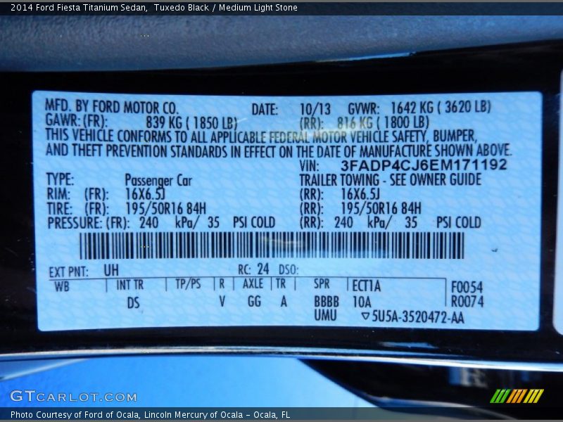 Tuxedo Black / Medium Light Stone 2014 Ford Fiesta Titanium Sedan