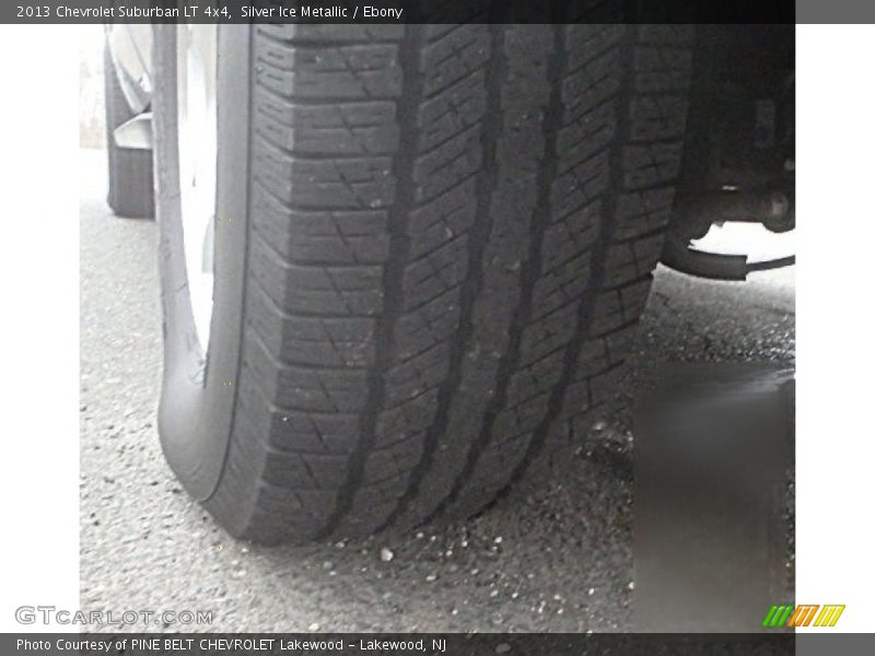 Silver Ice Metallic / Ebony 2013 Chevrolet Suburban LT 4x4