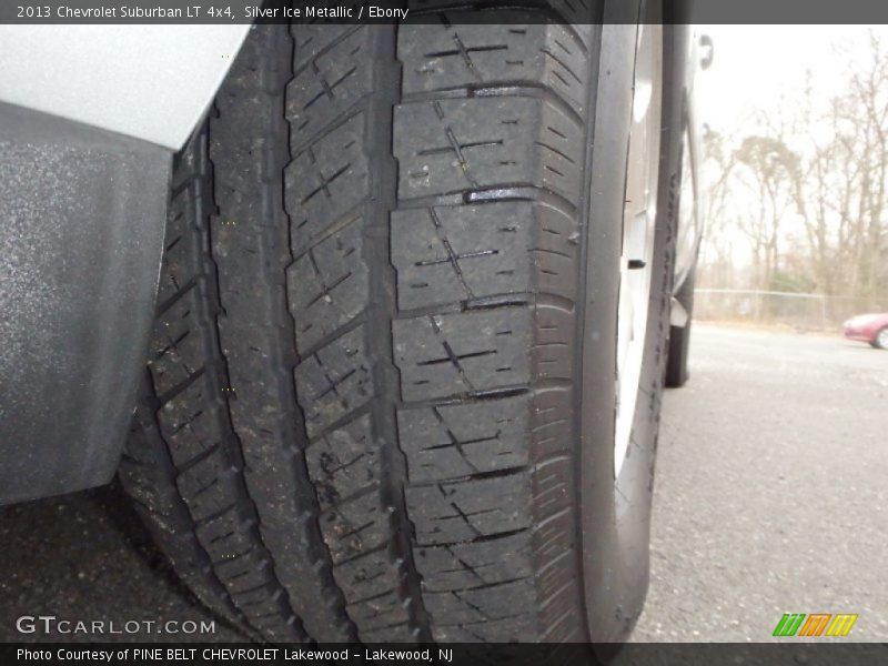 Silver Ice Metallic / Ebony 2013 Chevrolet Suburban LT 4x4