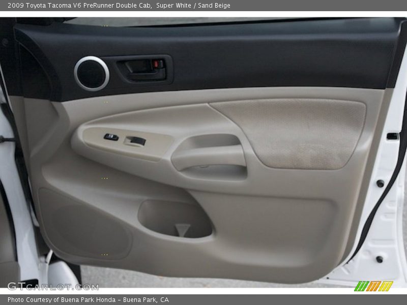Super White / Sand Beige 2009 Toyota Tacoma V6 PreRunner Double Cab