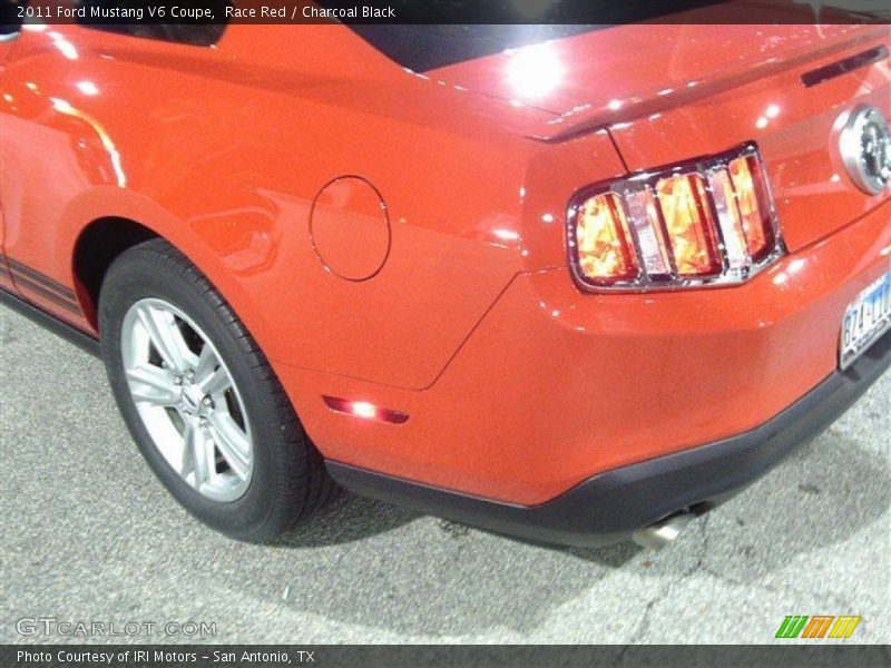 Race Red / Charcoal Black 2011 Ford Mustang V6 Coupe