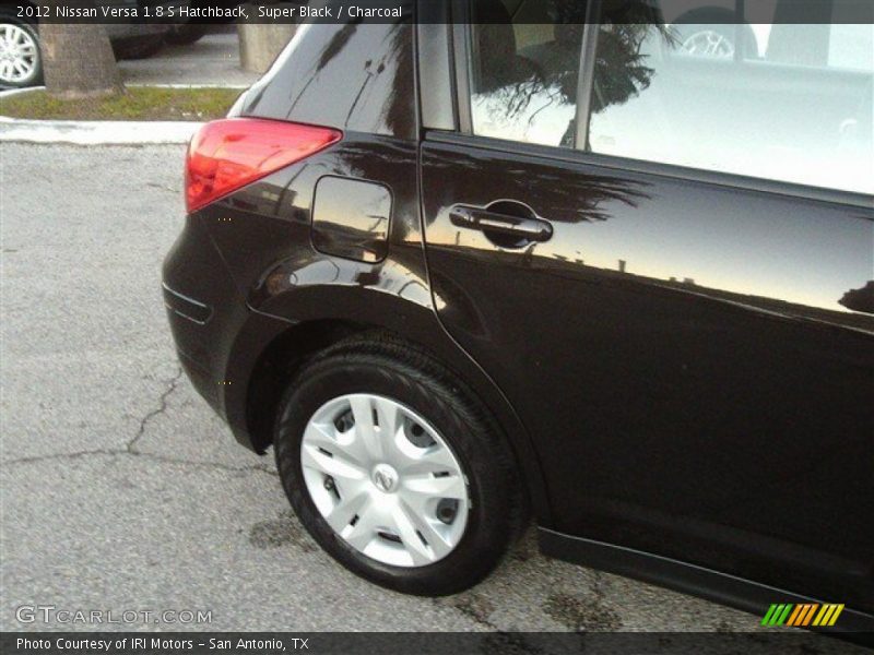 Super Black / Charcoal 2012 Nissan Versa 1.8 S Hatchback