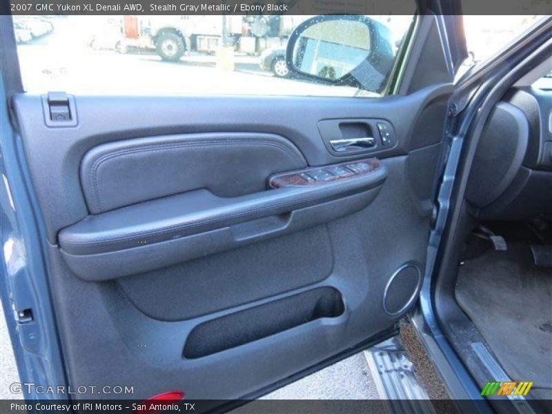 Stealth Gray Metallic / Ebony Black 2007 GMC Yukon XL Denali AWD
