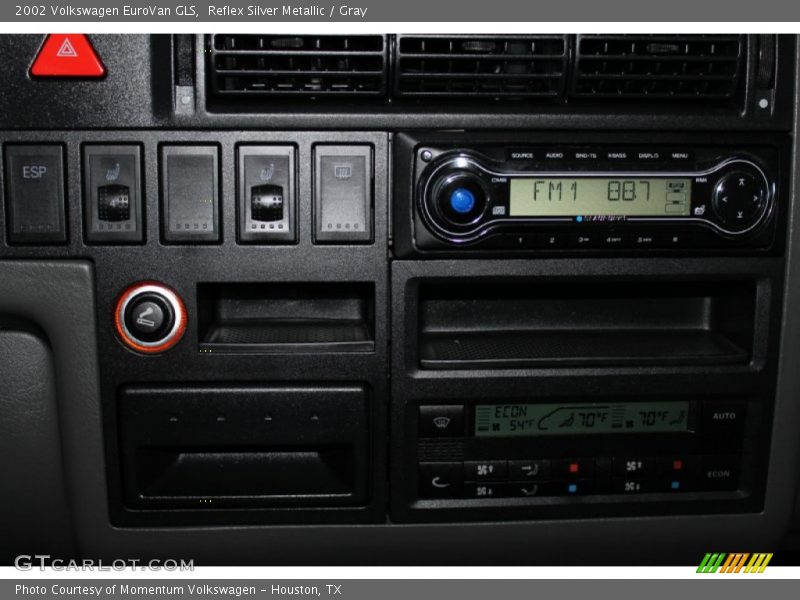 Reflex Silver Metallic / Gray 2002 Volkswagen EuroVan GLS