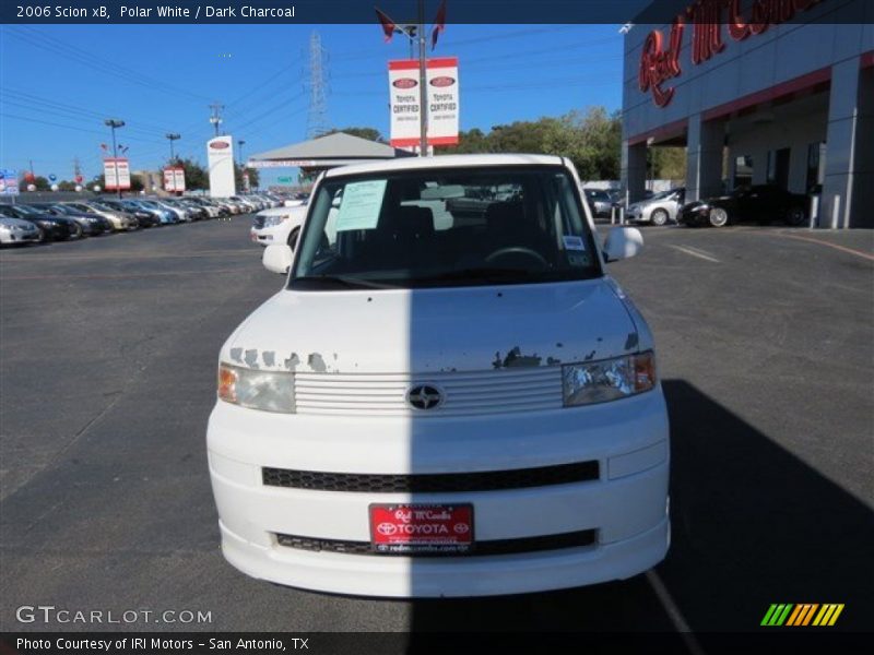 Polar White / Dark Charcoal 2006 Scion xB