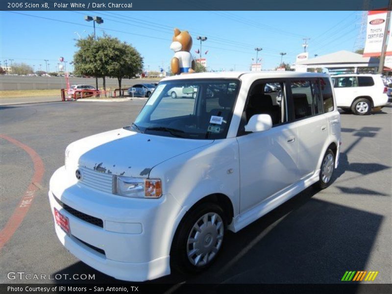 Polar White / Dark Charcoal 2006 Scion xB