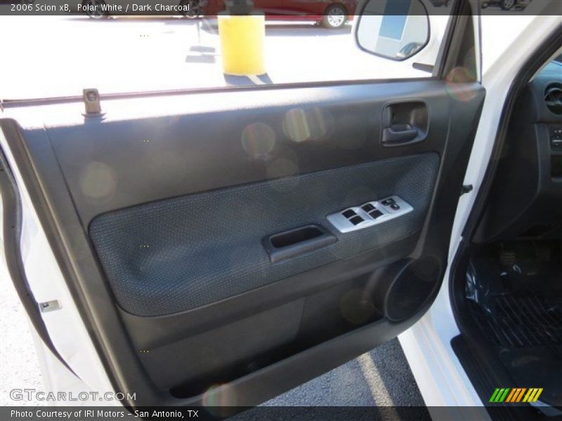 Polar White / Dark Charcoal 2006 Scion xB