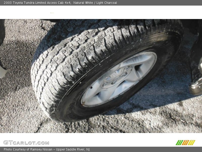 Natural White / Light Charcoal 2003 Toyota Tundra Limited Access Cab 4x4