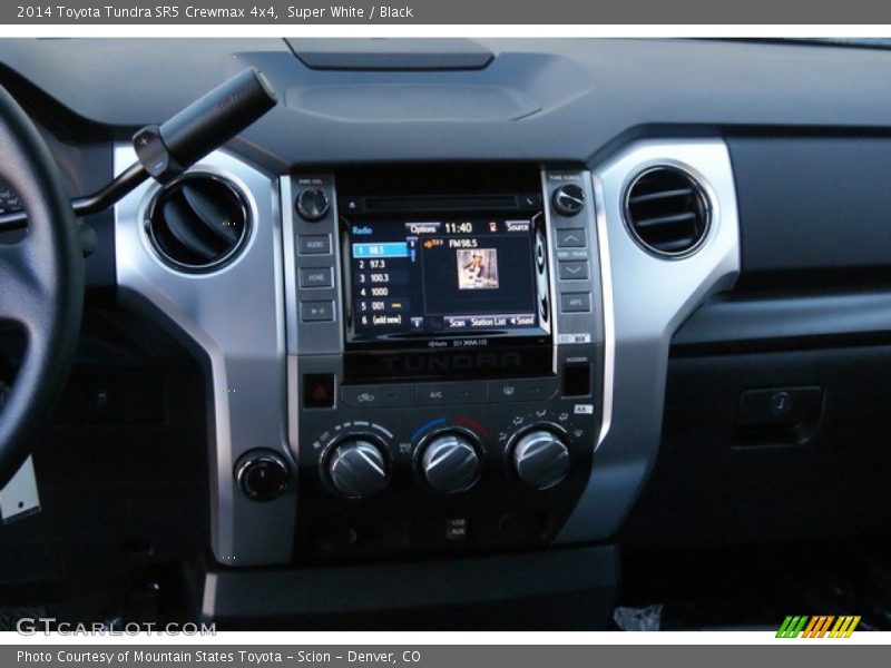 Super White / Black 2014 Toyota Tundra SR5 Crewmax 4x4