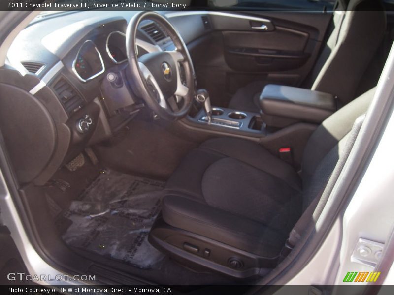 Silver Ice Metallic / Ebony/Ebony 2011 Chevrolet Traverse LT