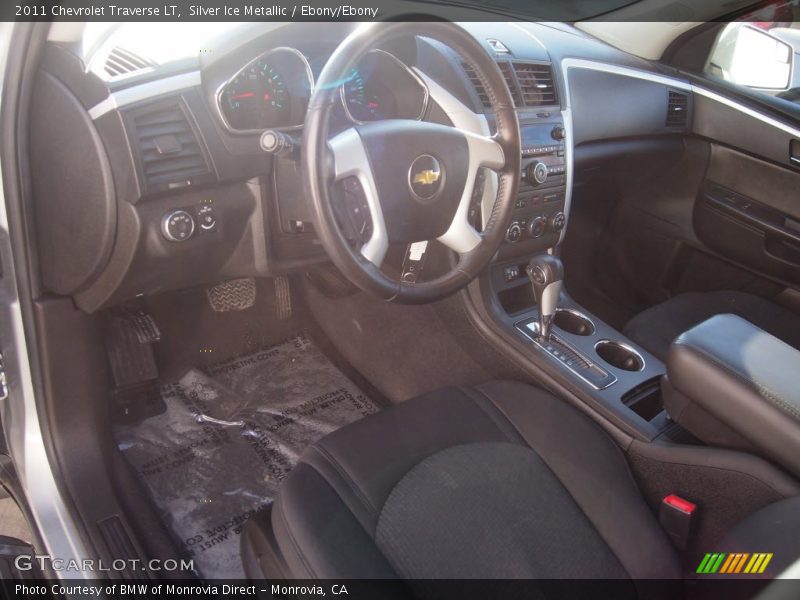 Silver Ice Metallic / Ebony/Ebony 2011 Chevrolet Traverse LT