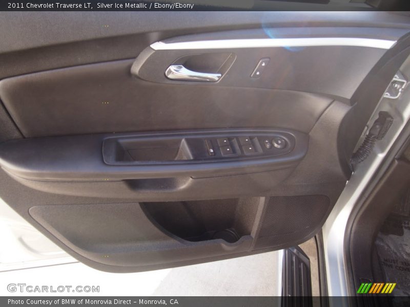 Silver Ice Metallic / Ebony/Ebony 2011 Chevrolet Traverse LT