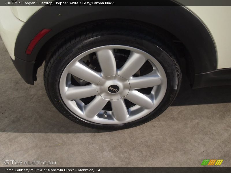 Pepper White / Grey/Carbon Black 2007 Mini Cooper S Hardtop