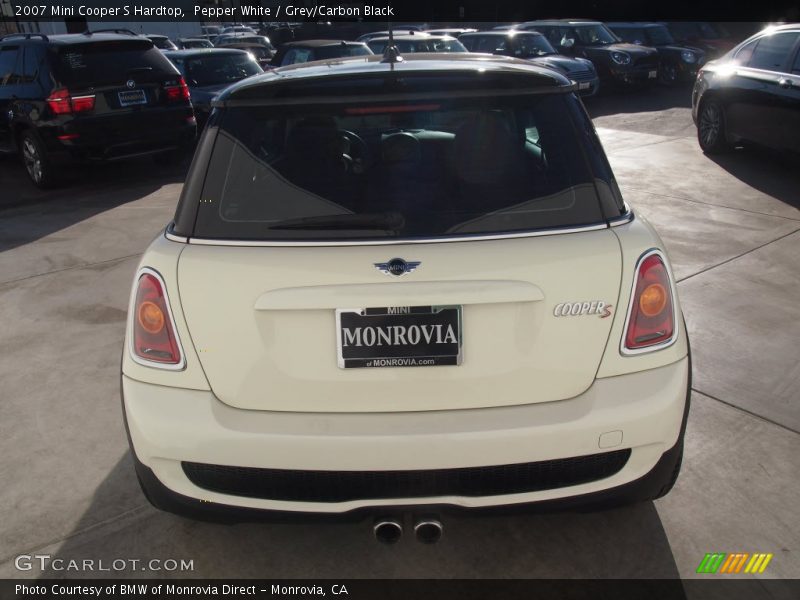 Pepper White / Grey/Carbon Black 2007 Mini Cooper S Hardtop
