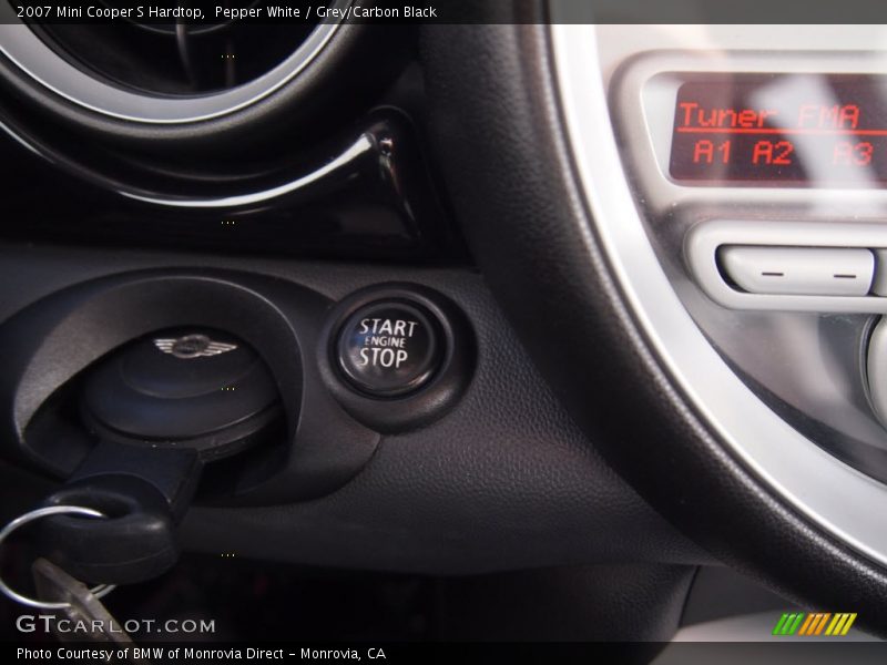 Pepper White / Grey/Carbon Black 2007 Mini Cooper S Hardtop