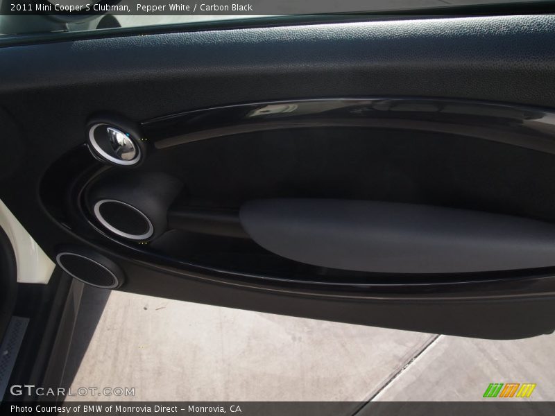 Pepper White / Carbon Black 2011 Mini Cooper S Clubman
