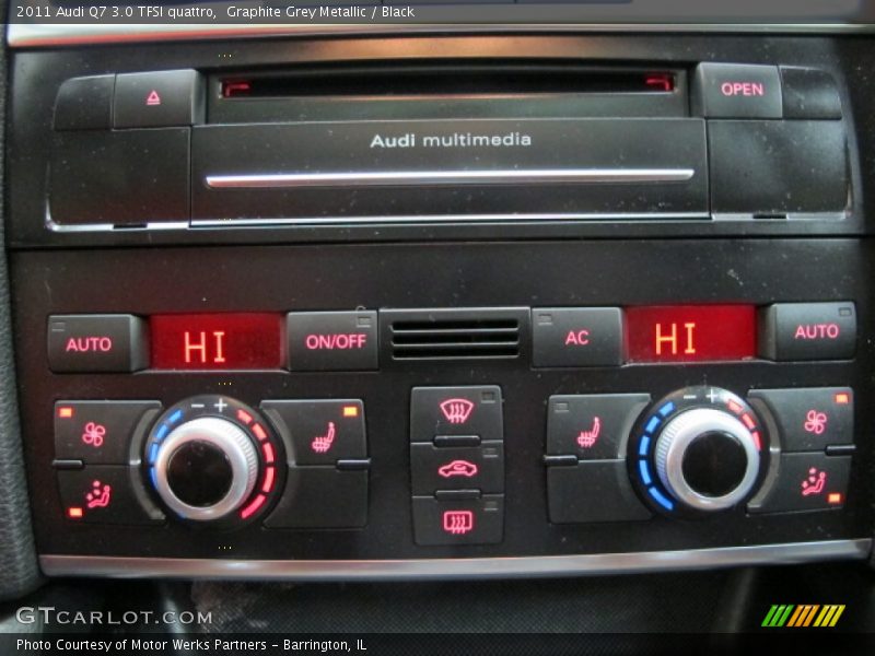 Graphite Grey Metallic / Black 2011 Audi Q7 3.0 TFSI quattro