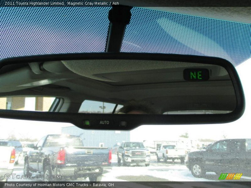 Magnetic Gray Metallic / Ash 2011 Toyota Highlander Limited