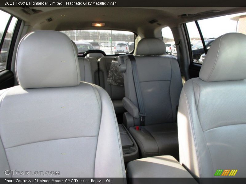 Magnetic Gray Metallic / Ash 2011 Toyota Highlander Limited