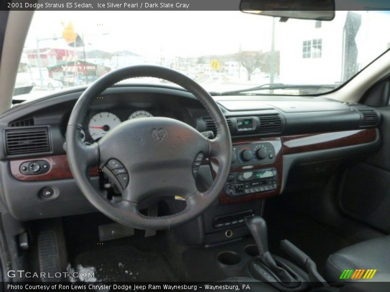 Dashboard of 2001 Stratus ES Sedan