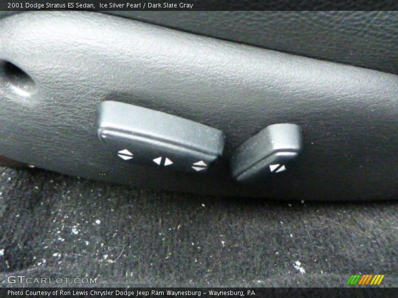 Ice Silver Pearl / Dark Slate Gray 2001 Dodge Stratus ES Sedan