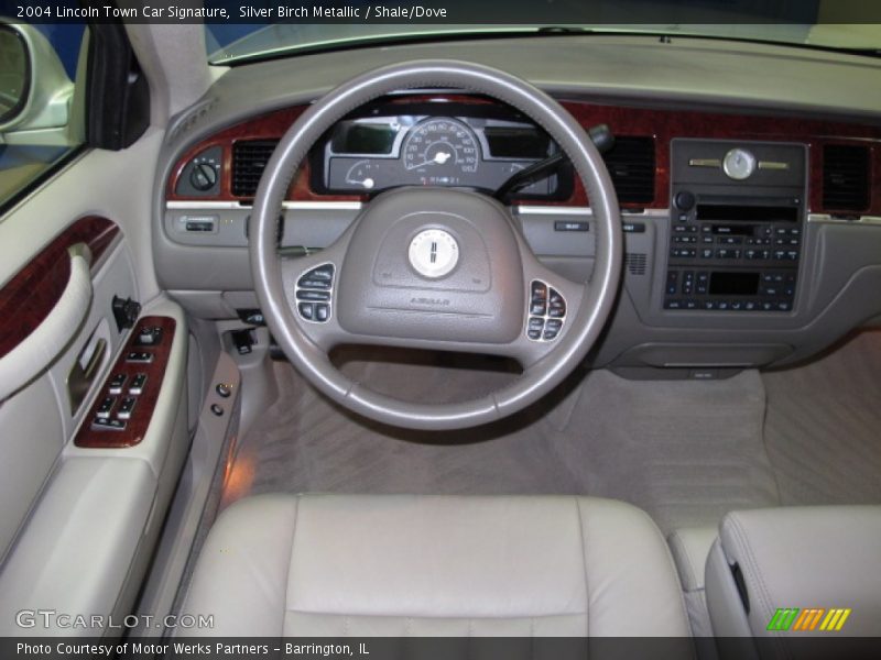 Silver Birch Metallic / Shale/Dove 2004 Lincoln Town Car Signature