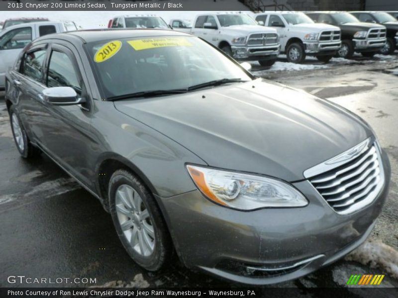 Tungsten Metallic / Black 2013 Chrysler 200 Limited Sedan