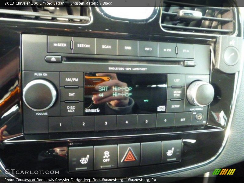 Tungsten Metallic / Black 2013 Chrysler 200 Limited Sedan