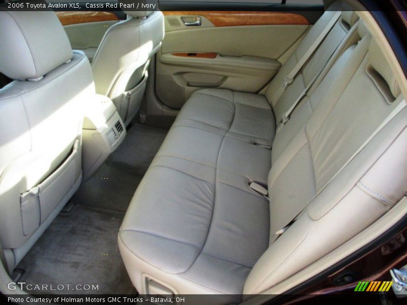 Rear Seat of 2006 Avalon XLS